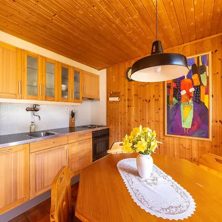 6p In The Mountains Near Area Tatil Evi